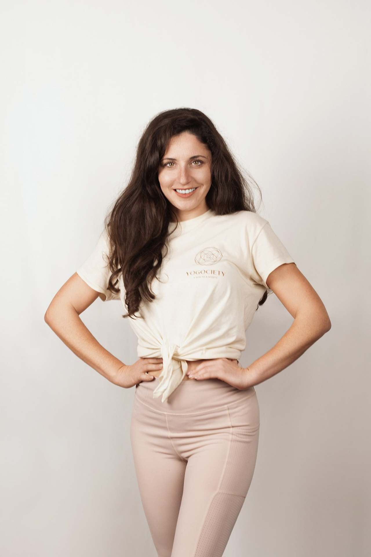 YOGOCIETY. Екатерина Матьё — профессиональный фотограф из города Осер Франция