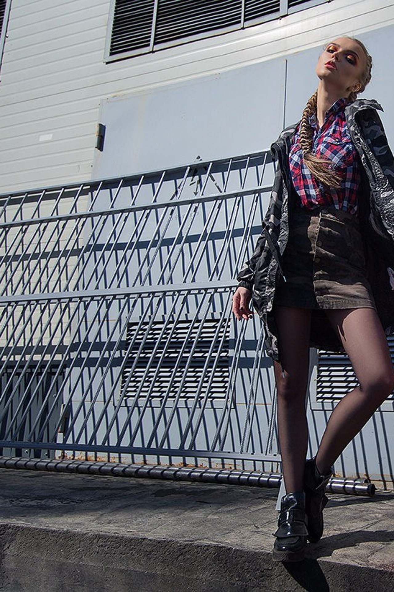 Séance photo dans une esthétique urbaniste. Photographe professionnelle de la ville d’Auxerre - Ekaterina Mathieu