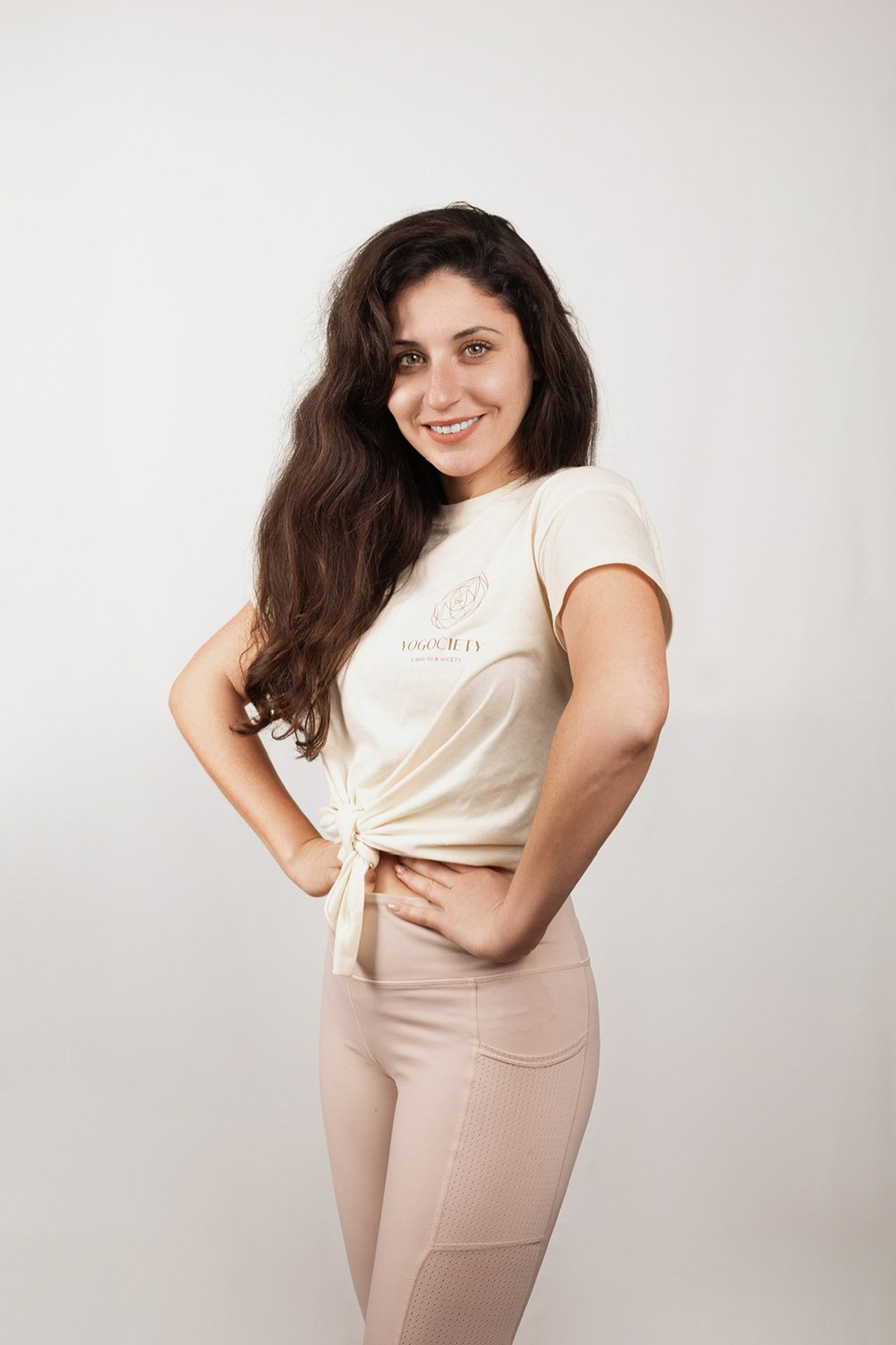 YOGOCIETY. Екатерина Матьё — профессиональный фотограф из города Осер Франция