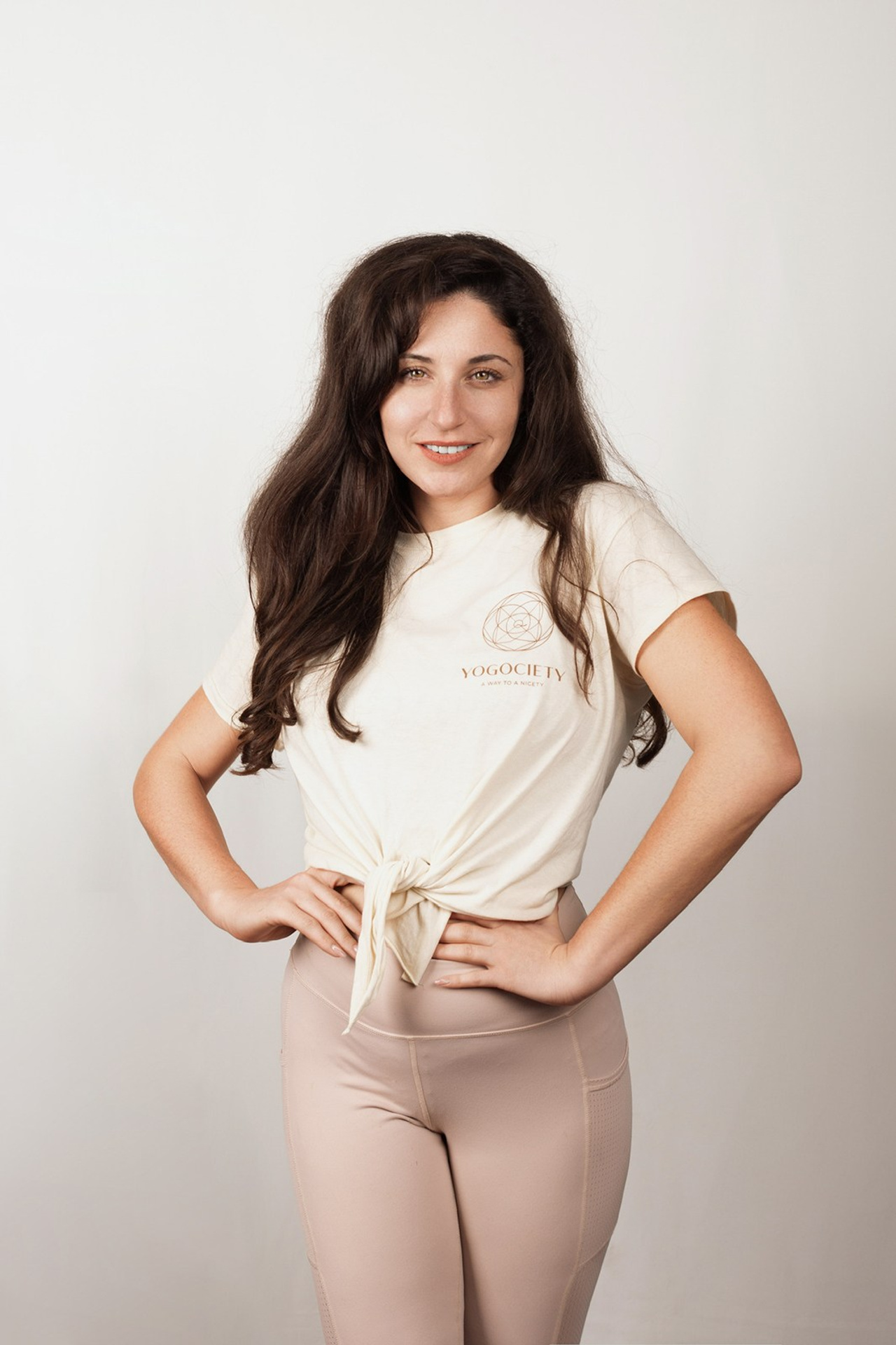 YOGOCIETY. Екатерина Матьё — профессиональный фотограф из города Осер Франция