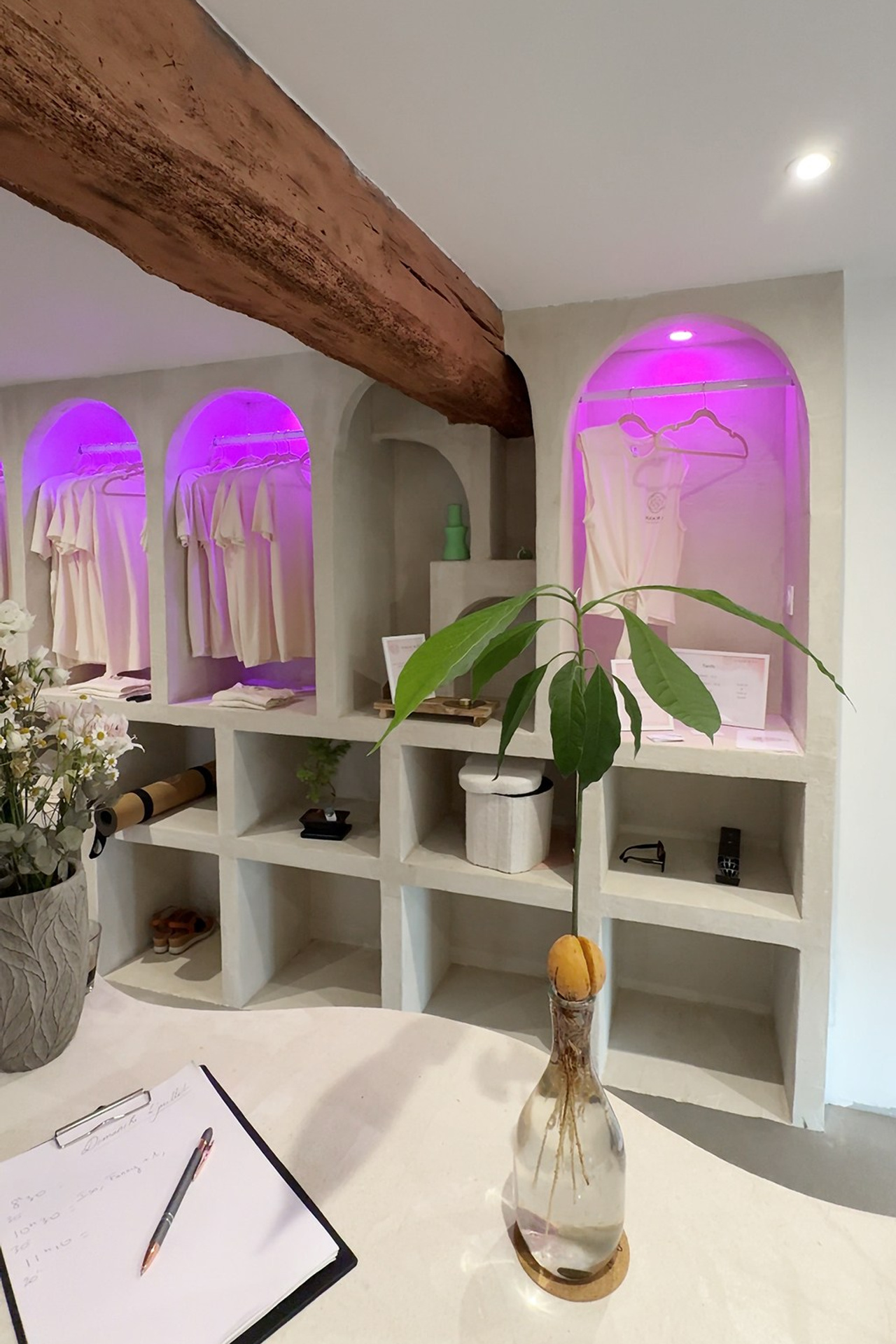 YOGOCIETY. Екатерина Матьё — профессиональный фотограф из города Осер Франция