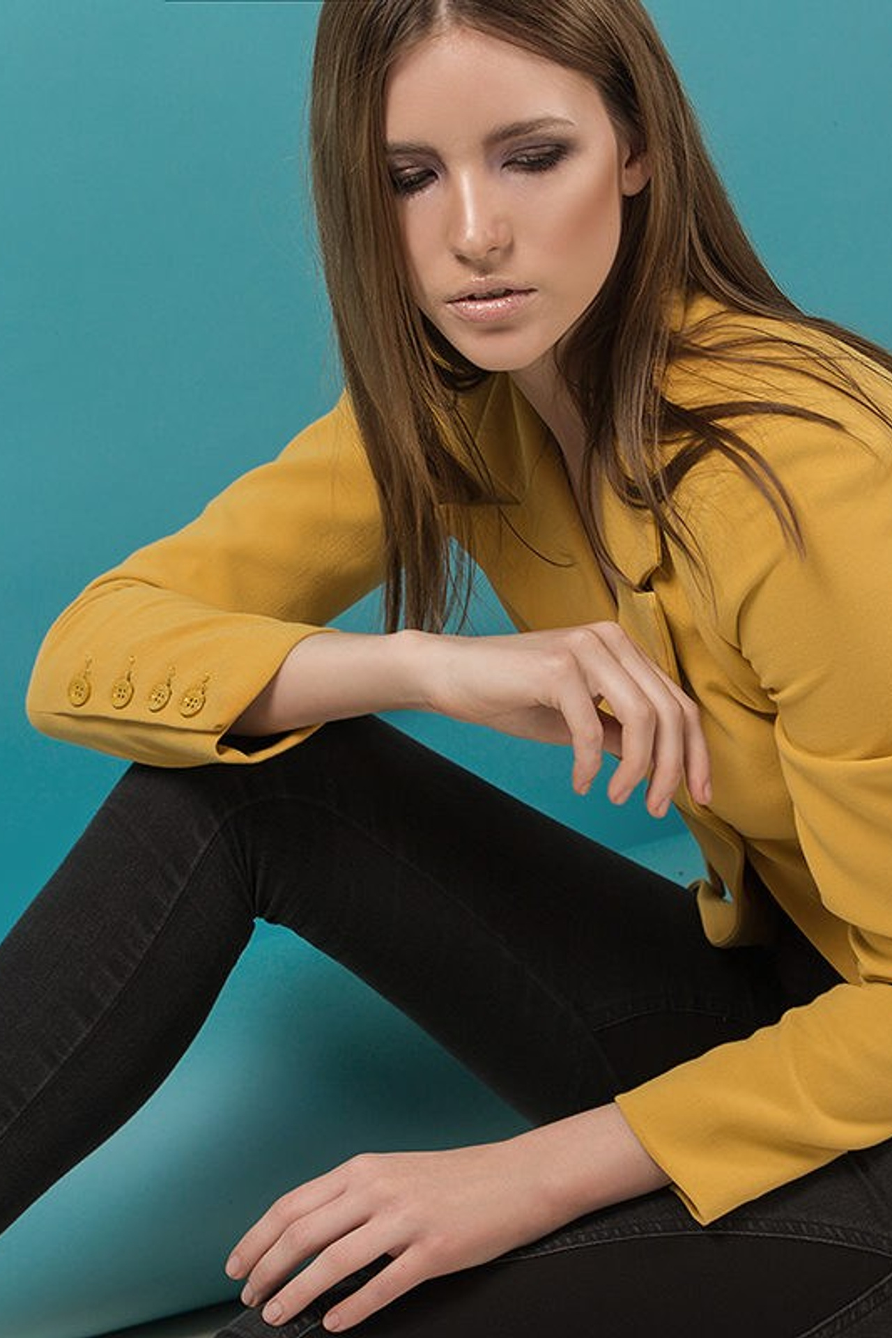 Couleurs vives. Séance photo en studio. Photographe professionnelle de la ville d’Auxerre - Ekaterina Mathieu