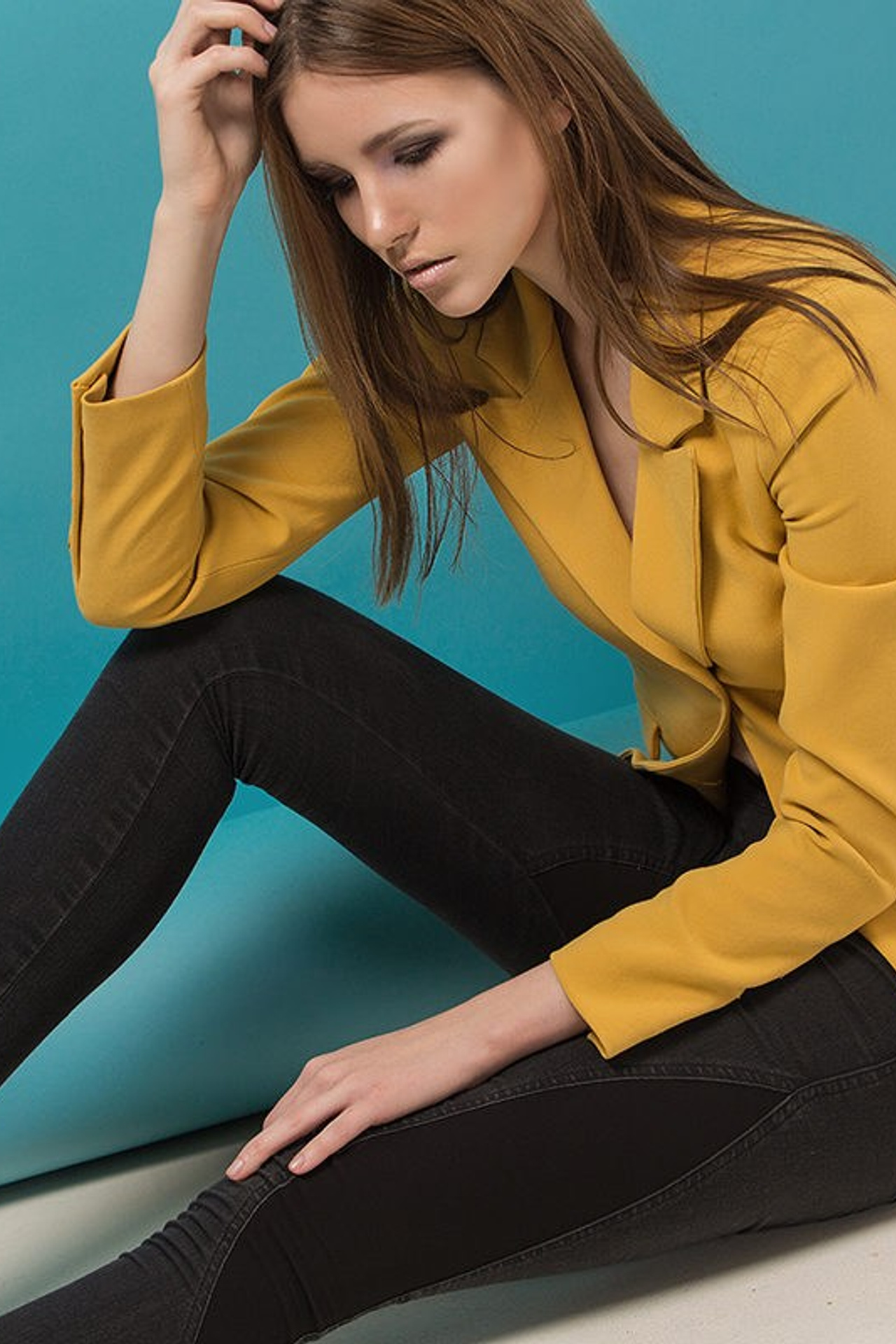 Couleurs vives. Séance photo en studio. Photographe professionnelle de la ville d’Auxerre - Ekaterina Mathieu