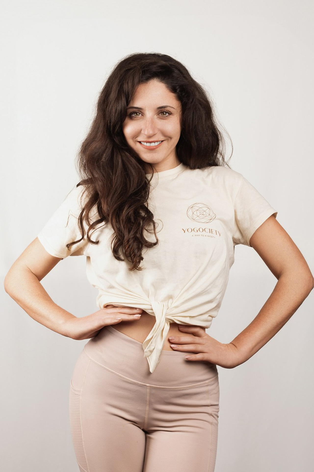 YOGOCIETY. Екатерина Матьё — профессиональный фотограф из города Осер Франция