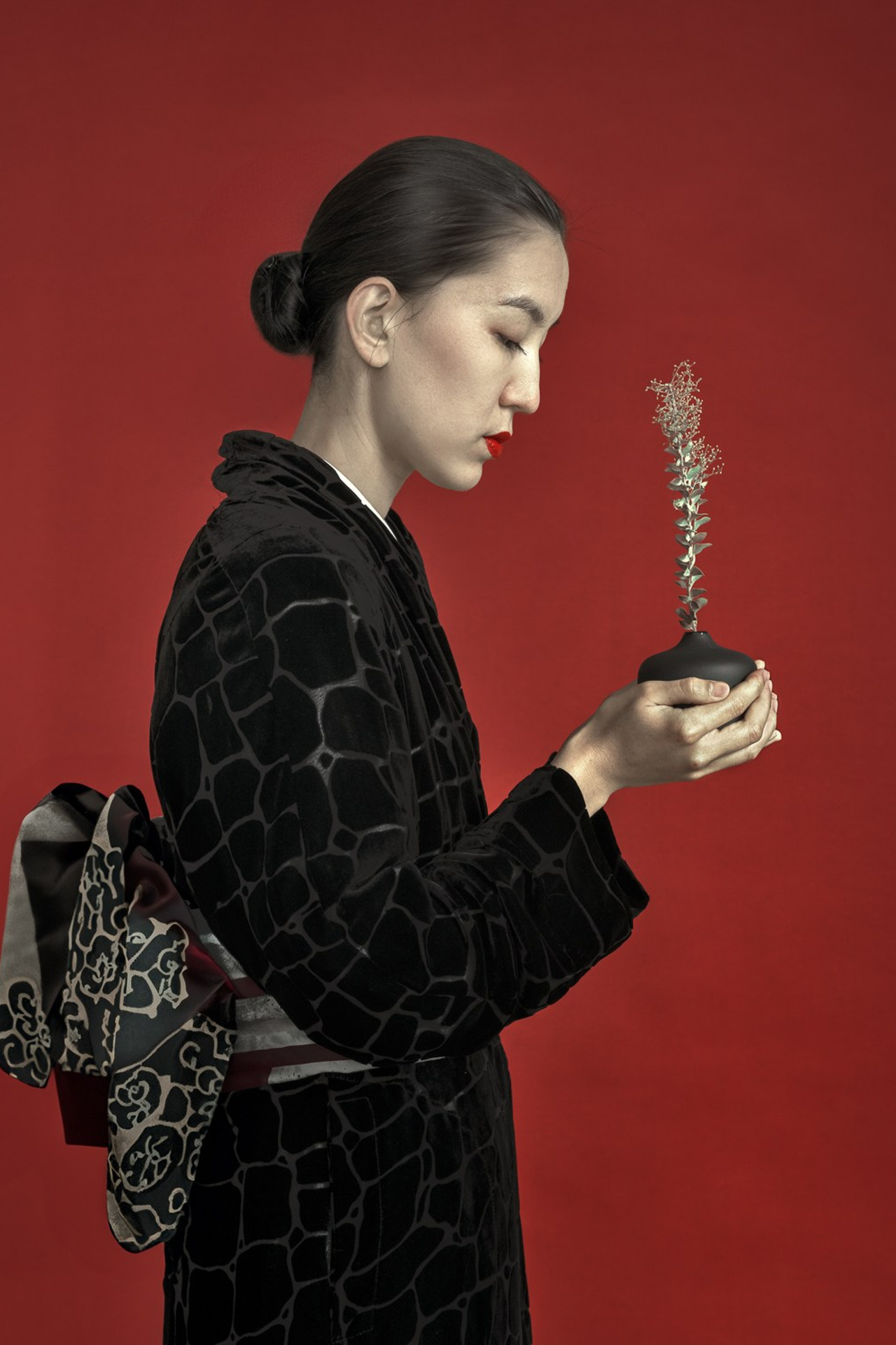 Conceptual portrait from the TIFA Gold-winning “My Japan” series exploring time, fragility and symbolic ritual through minimalist Japanese-inspired aesthetics.