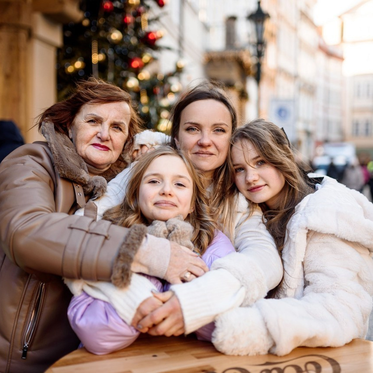 Reviews. Wedding and family photographer