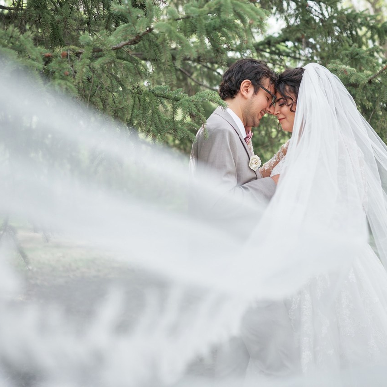 Photographer Andrii Bielikov Feedback. Calgary wedding photographer. Andrii Bielikov