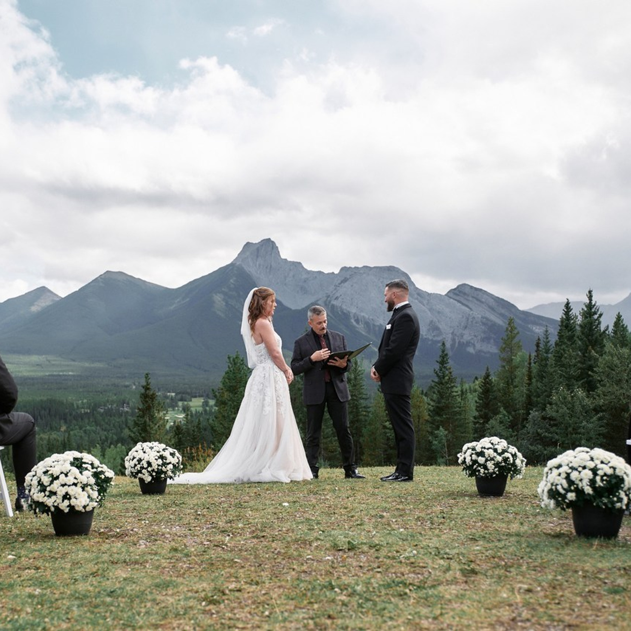 Photographer Andrii Bielikov Feedback. Calgary wedding photographer. Andrii Bielikov