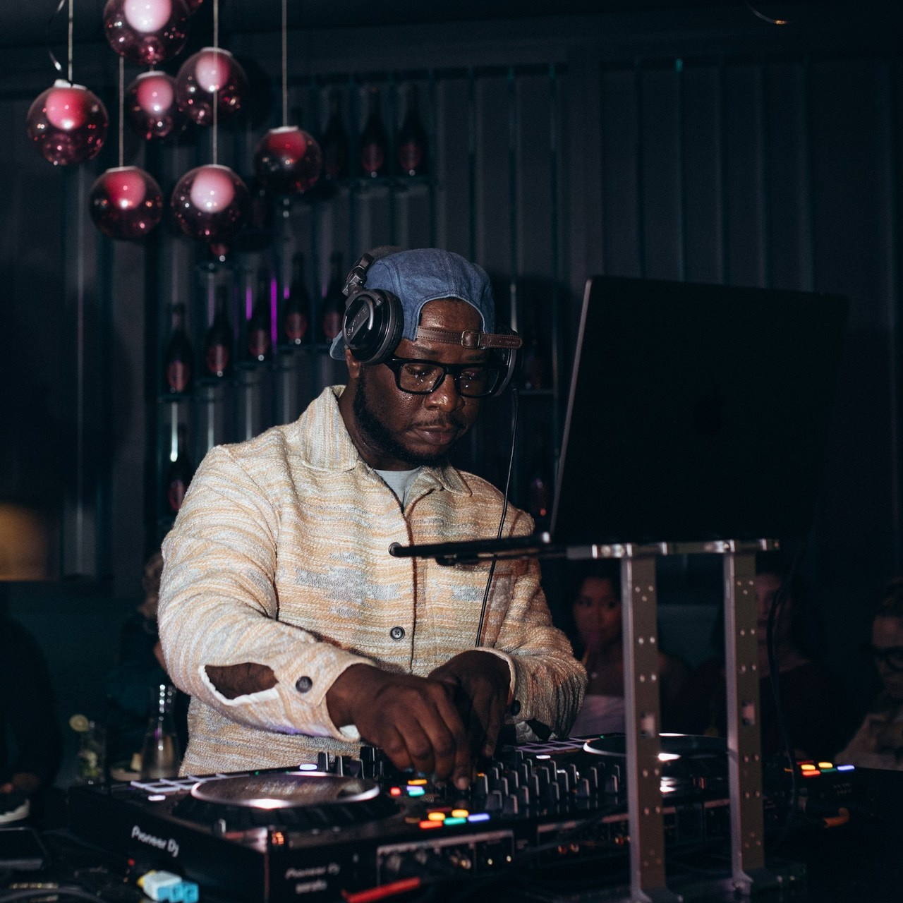 Reviews. Wedding and family photographer in Calgary