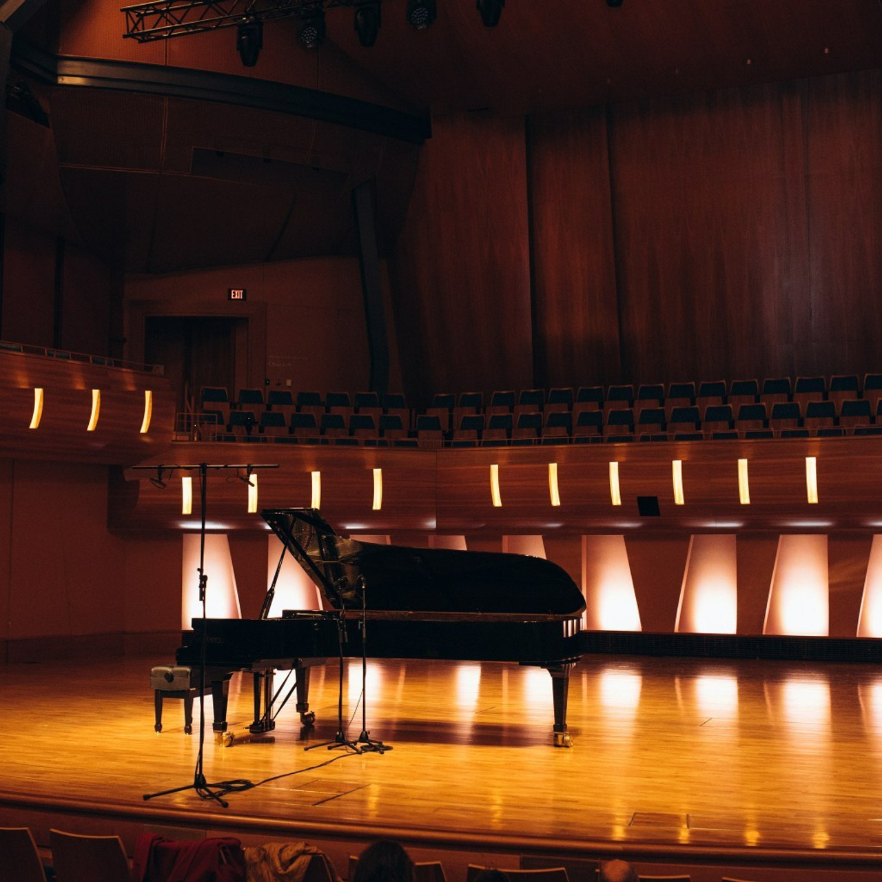 Reviews. Wedding and family photographer in Calgary