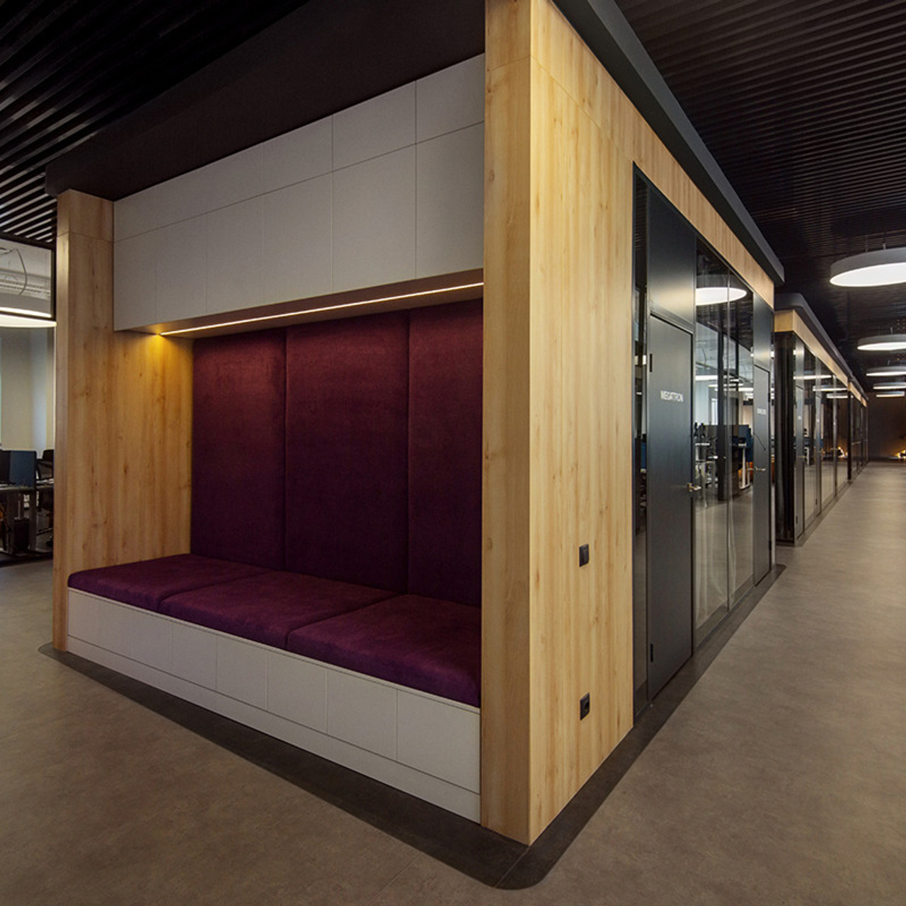 IT center Data ROBOT photoshoot