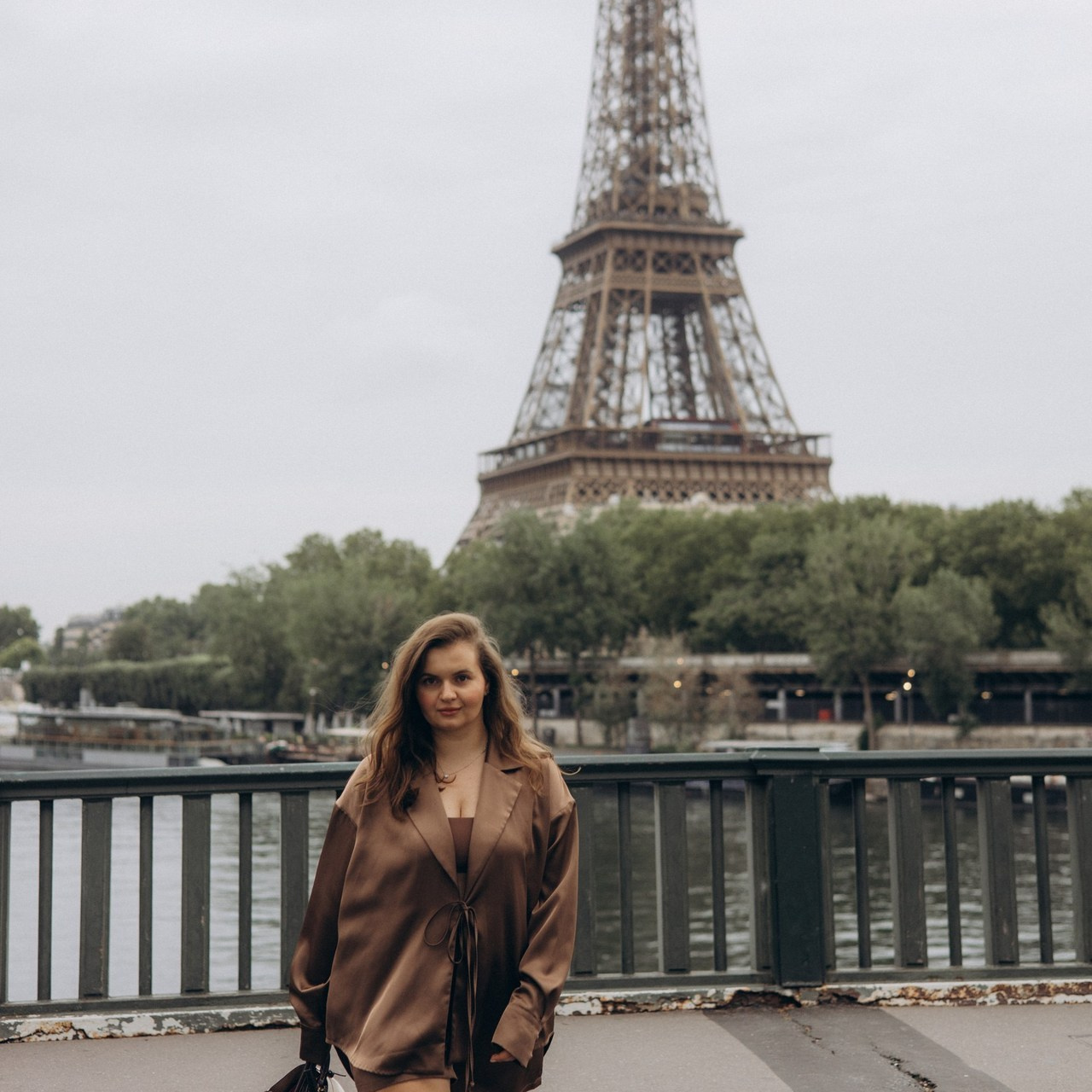 Feedback. Photographer in Paris