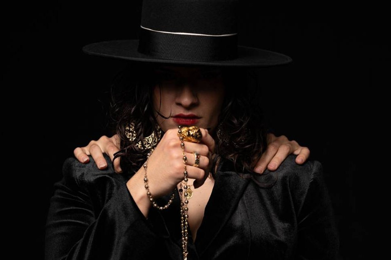 Clara Olóndriz: «El Vuelo — это первый шаг на пути, который, я надеюсь, будет долгим и наполненным обучением и музыкой» | FOTKAI