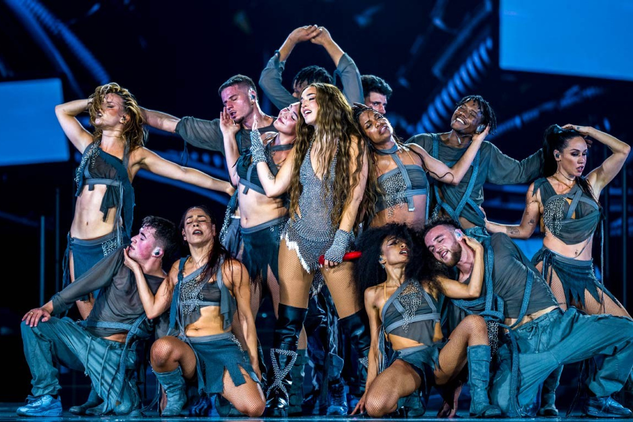 Within Temptation y Leonie Meijer presentan una emotiva versión del legendario éxito «Toy Soldiers» | FOTKAI