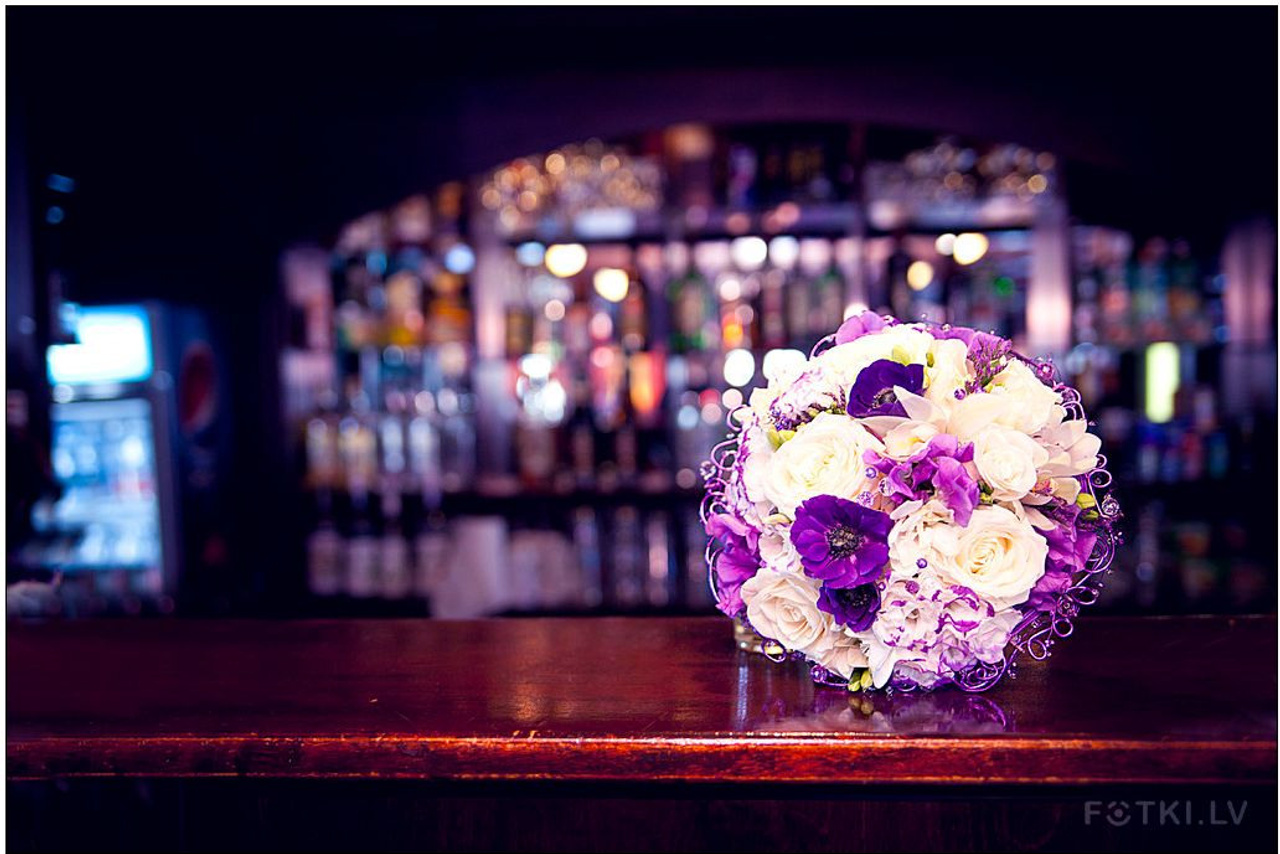 Līgavas pušķis violeta toņos