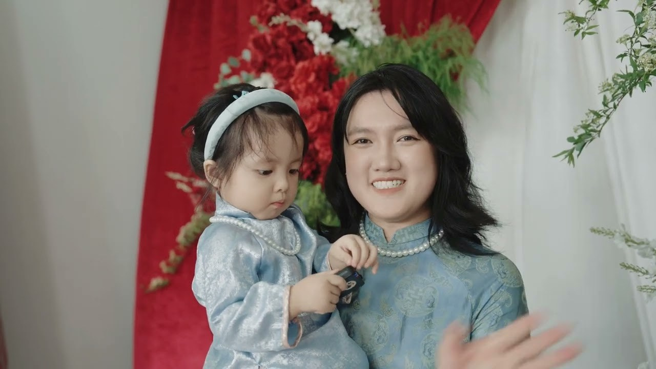 VIDEOGRAPHY. WEDDING PHOTOGRAPHER IN VIETNAM