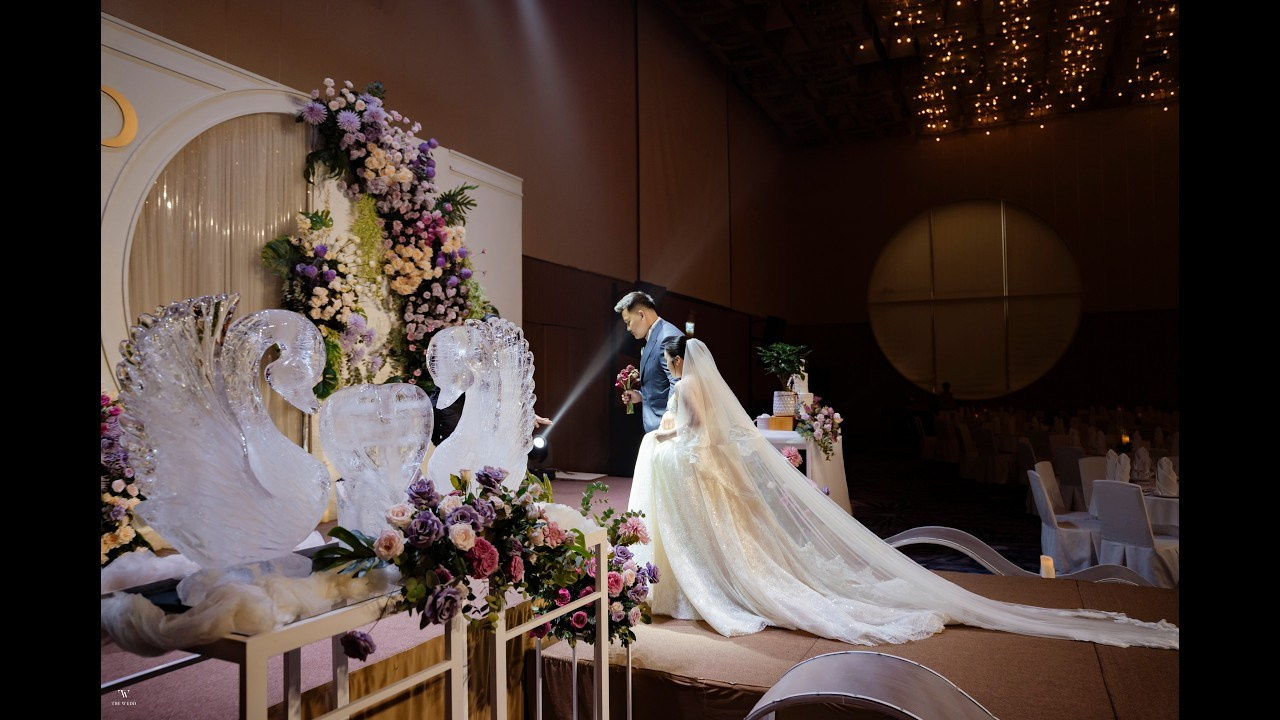 VIDEOGRAPHY. WEDDING PHOTOGRAPHER IN VIETNAM