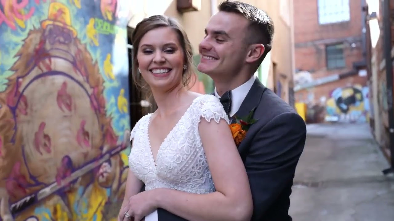 Video. Wedding and Event photography, Kisses + Veil