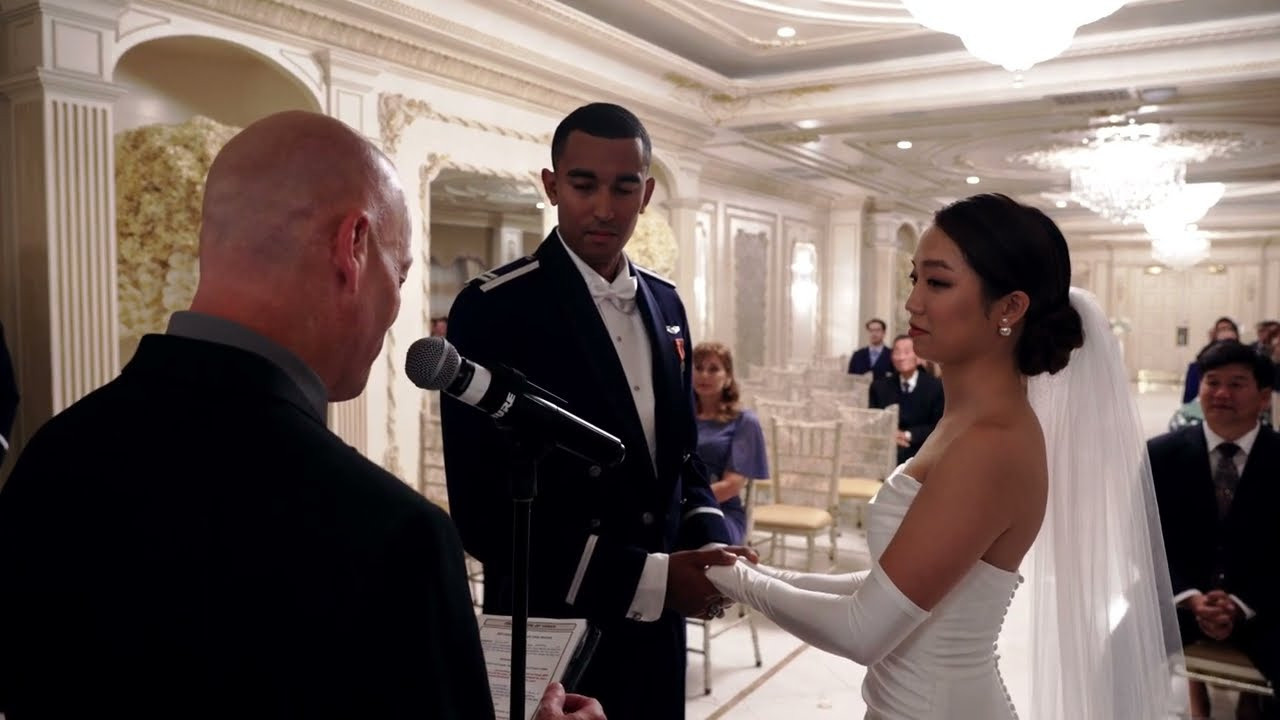 Video. Wedding and Event photography, Kisses + Veil