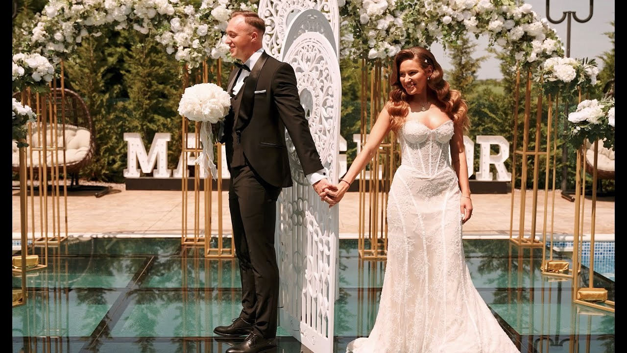 Wedding Best Moments. Capturăm clipe, Transmitem emoții, Creăm amintiri de neuitat!