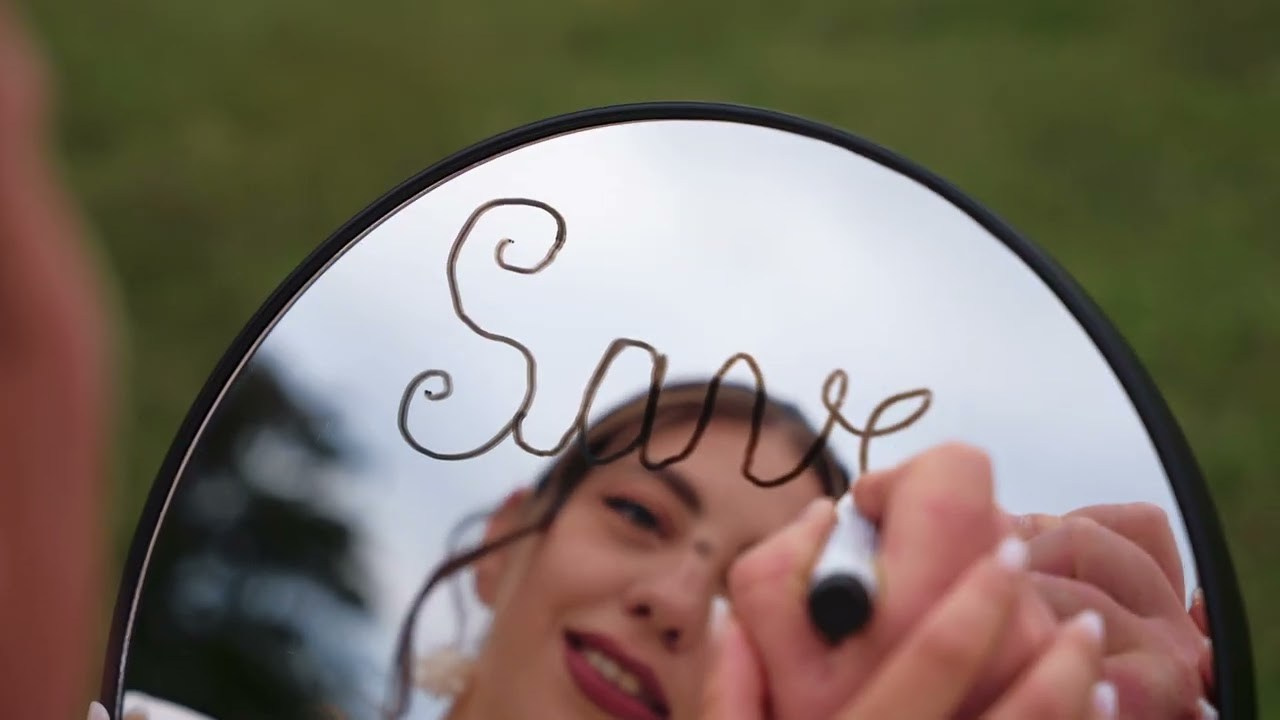 Save the Date. Capturăm clipe, Transmitem emoții, Creăm amintiri de neuitat!