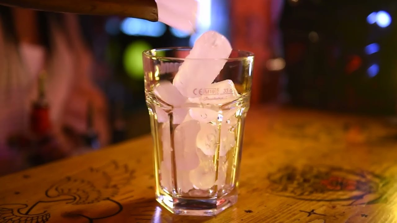 Video. Photographer in Tbilisi