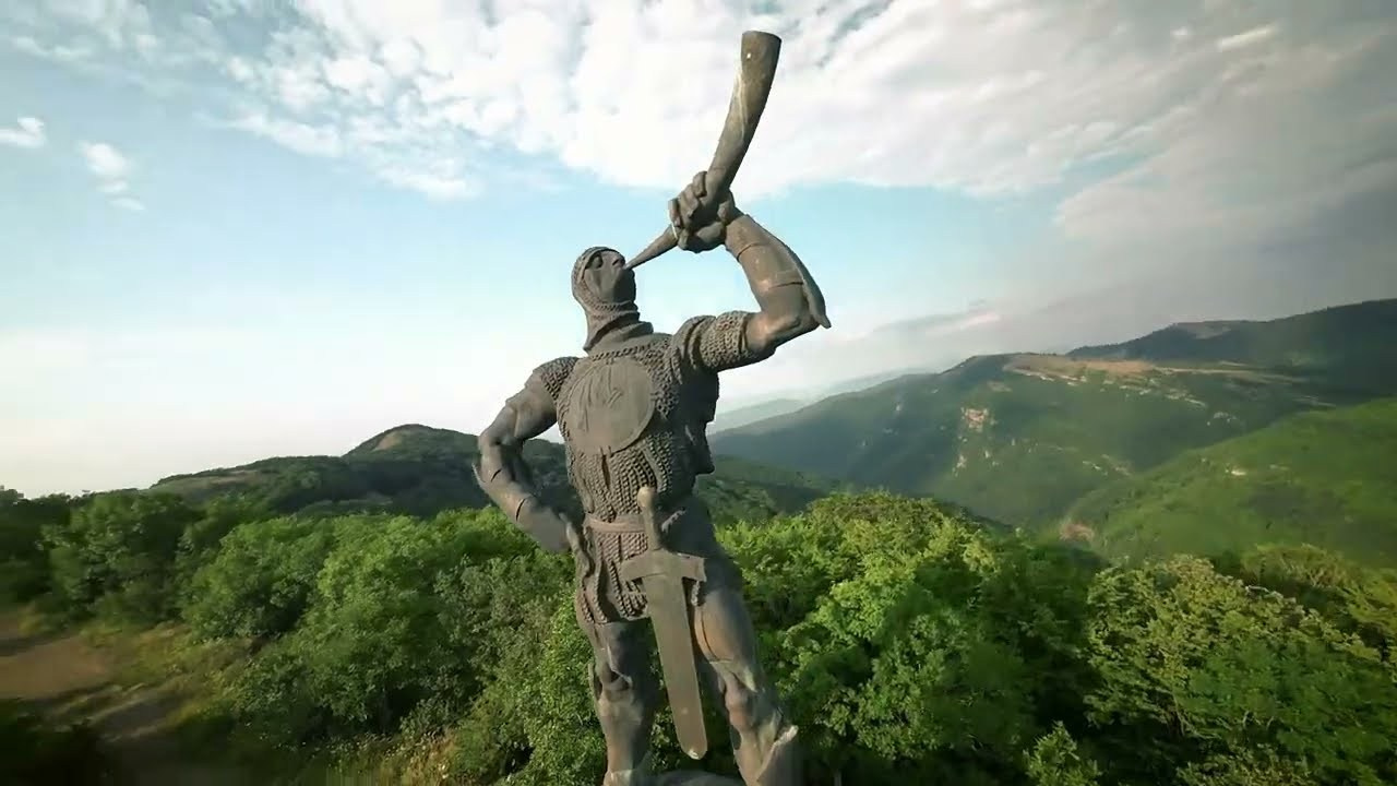 Video. Photographer in Tbilisi