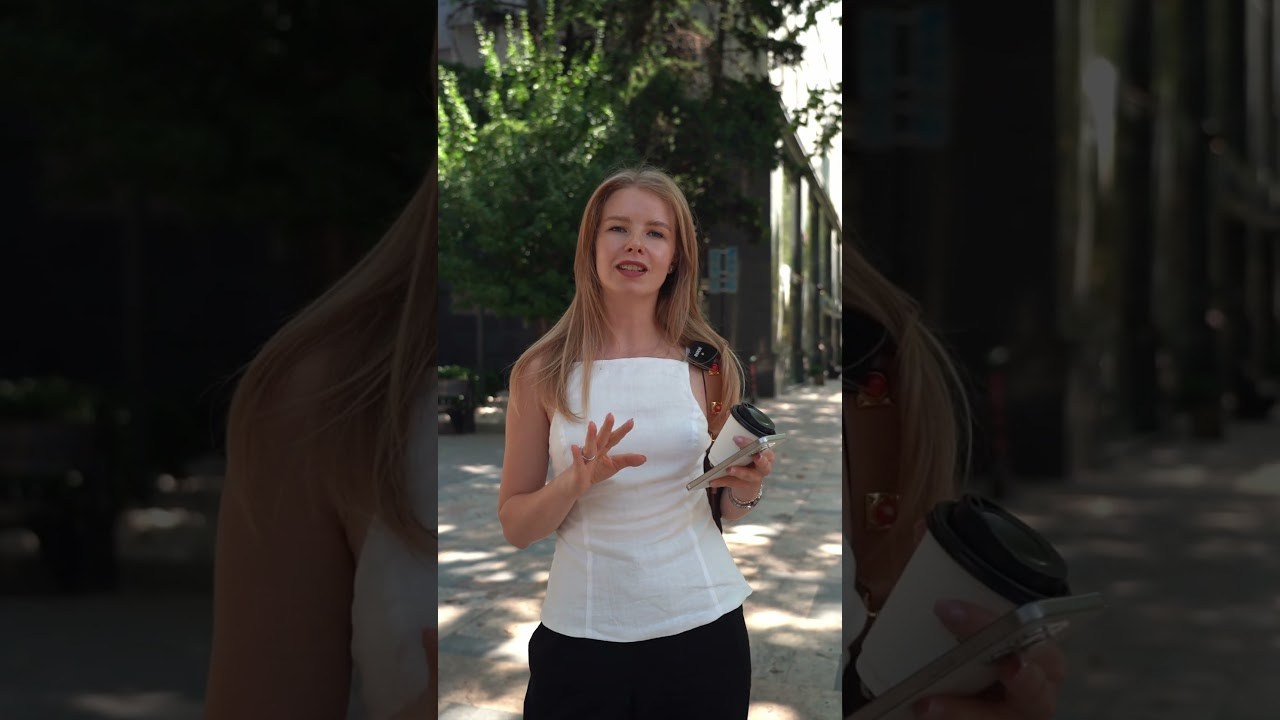Video. Photographer in Tbilisi