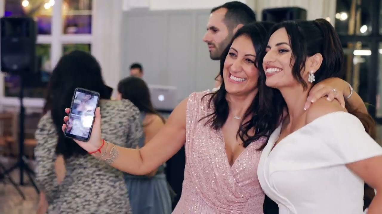 Cindy & Eldan. Time machine Studio