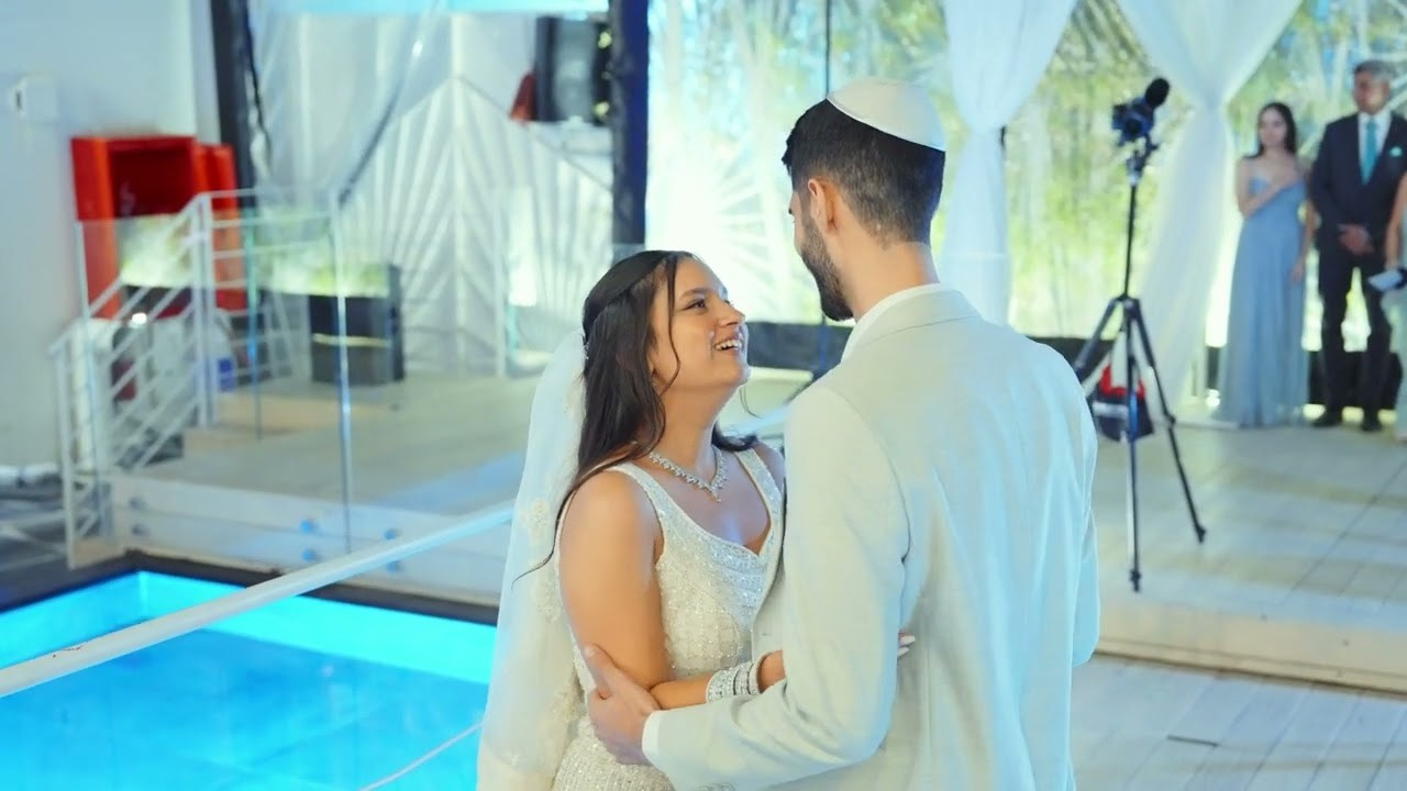 טל ואייל. Time machine Studio