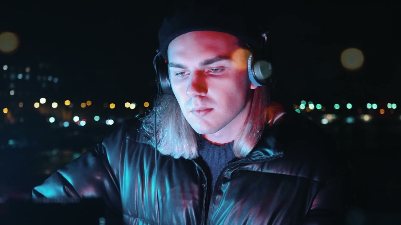 Music video. Vidéo à Paris