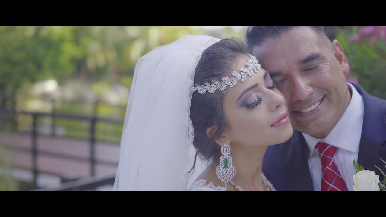 WeddingVideo. Wedding photos and videos. Cancun, Tulum, Playa del Carmen, Los Cabos