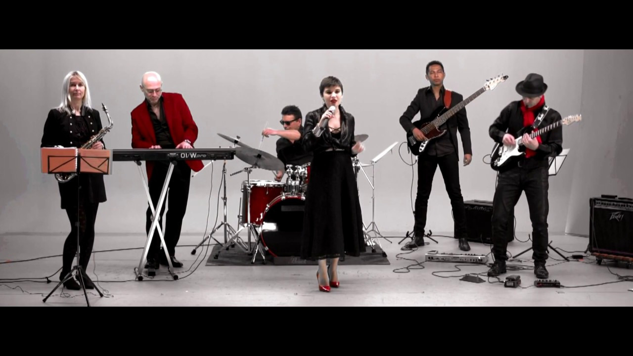 Made In Love 💿. Vernov Production & AKKA Music in association CASIdAF & BRUCEF