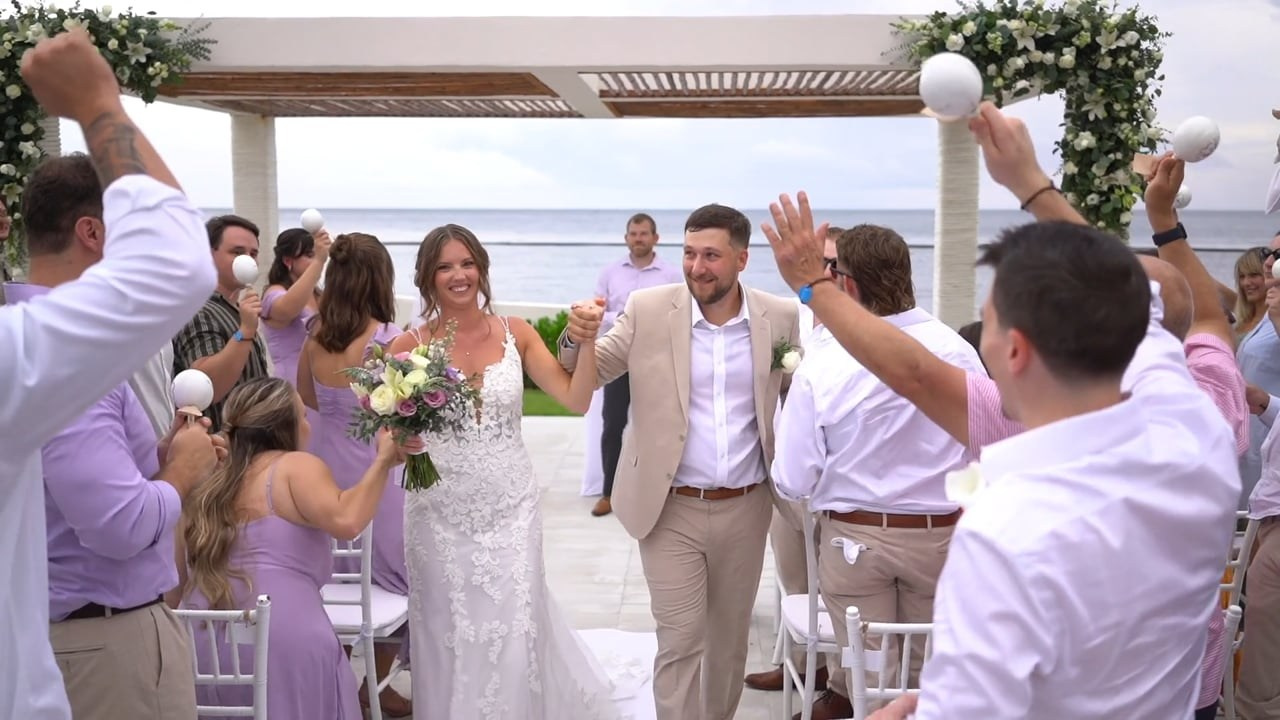 Wedding Video in Cancun. Alfredo Vazquez Wedding Films & Photography | Mexico & Destination Weddings