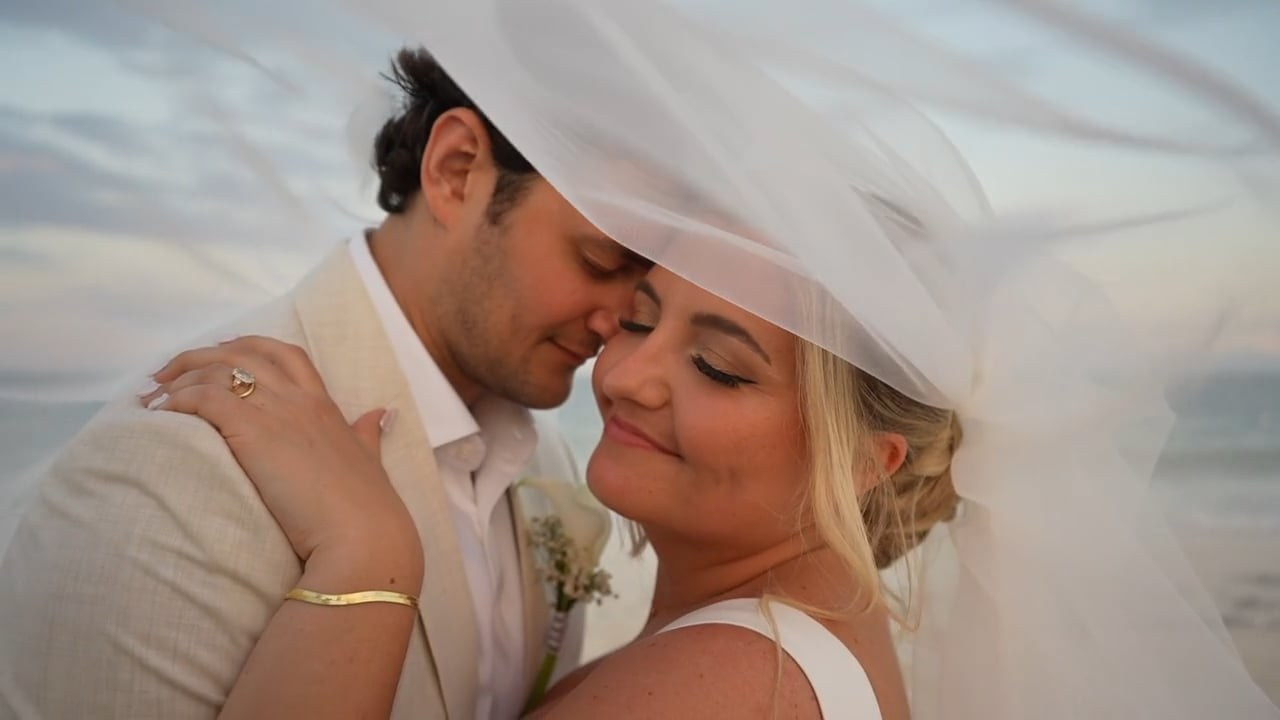 Wedding Video in Cancun. Alfredo Vazquez Wedding Films & Photography | Mexico & Destination Weddings