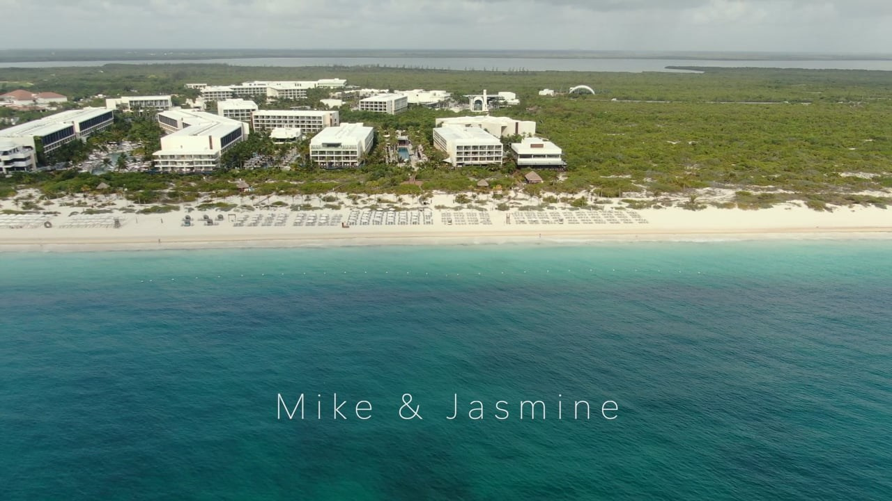 Wedding Video in Cancun. Alfredo Vazquez Wedding Films & Photography | Mexico & Destination Weddings