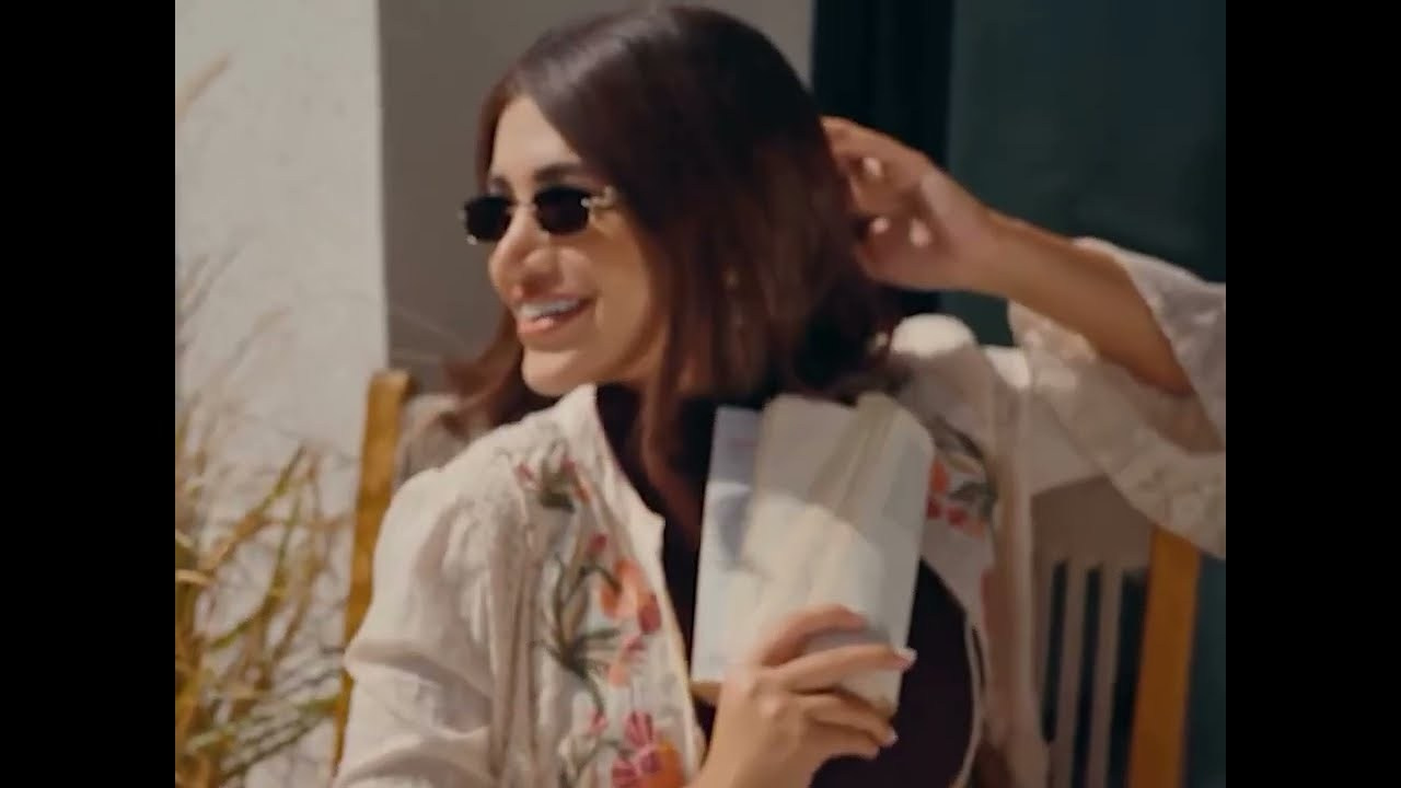 FYOR OFFICIAL (2025) — ADVERTORIAL. Versoluna