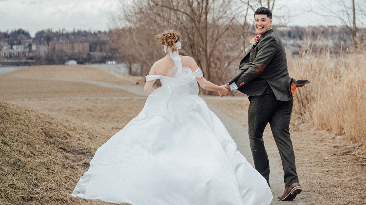 Wedding in Beacon, NY. Portrait and wedding photographer in New York