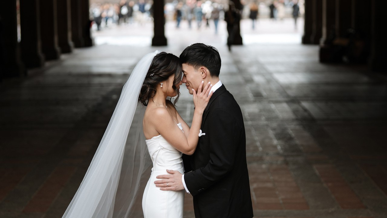 Elegant Wedding Shoot in New York. Portrait and wedding photographer in New York