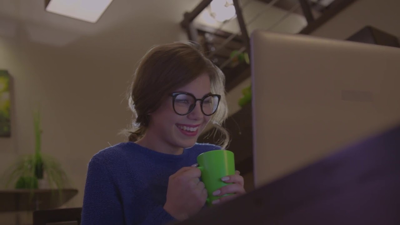 Konstantin Liskov. Ad and video production in Cancun. Commercials, cor