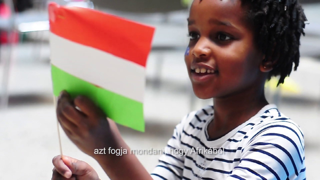 Anyák. Mayya Kelova artist