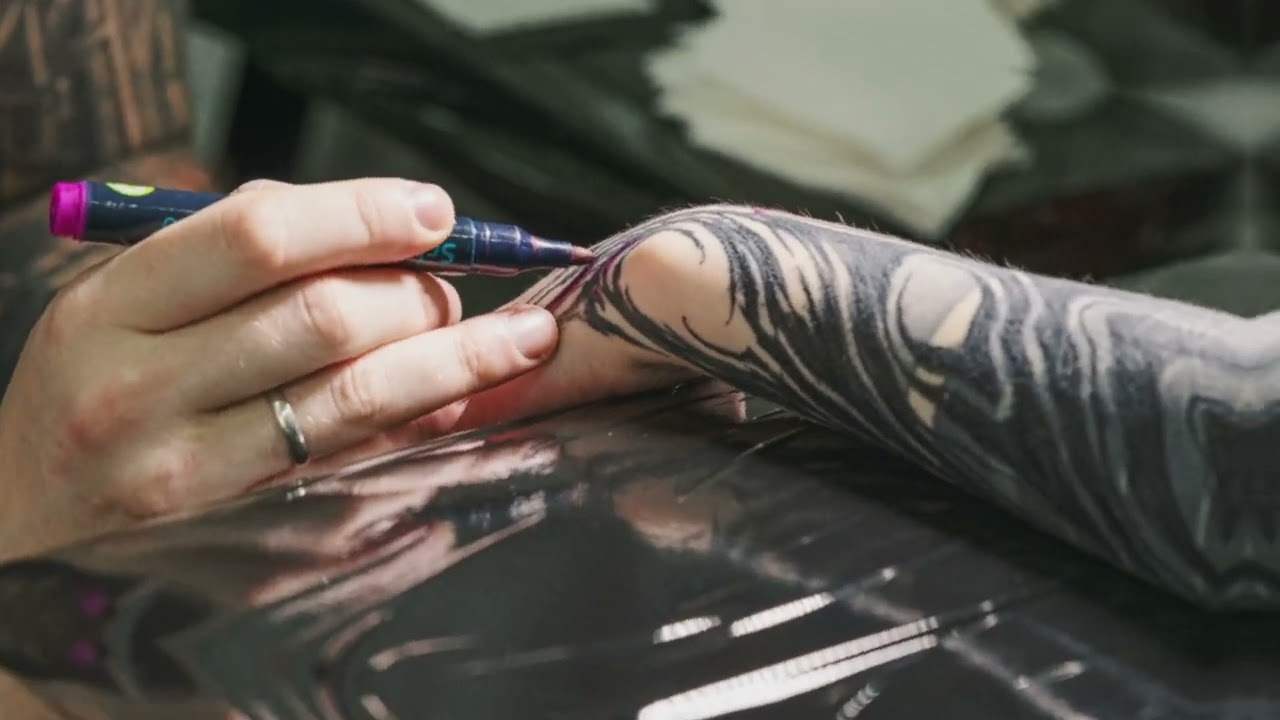 ROY TATTOO — радни дан. Викторија Федосеенко, фотограф у Србији