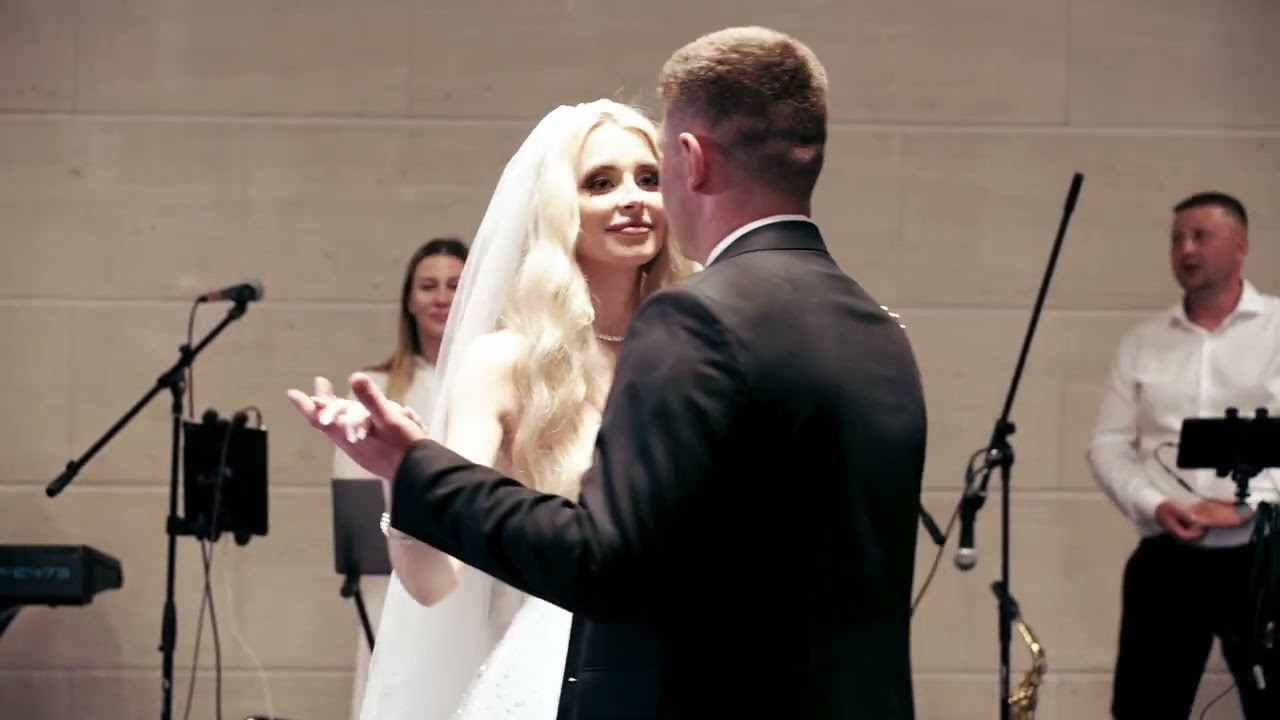 Wedding / Love Story. Premium Photo & Video Content in Spain | Dima Wiwa