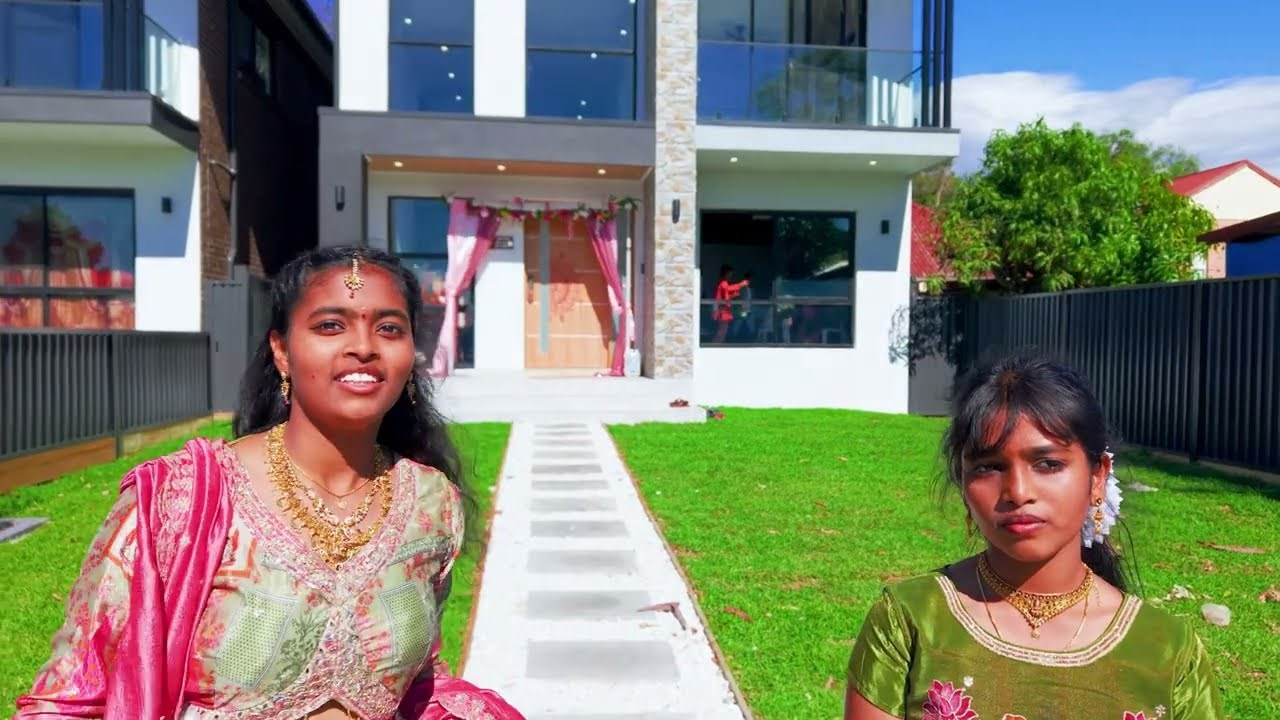 Nest Peek. MHCreative is family-oriented photographer based in SYDNEY