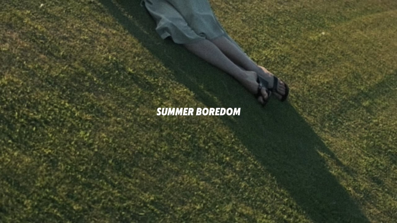 SUMMER BOREDOM. Visual artist, available worldwide