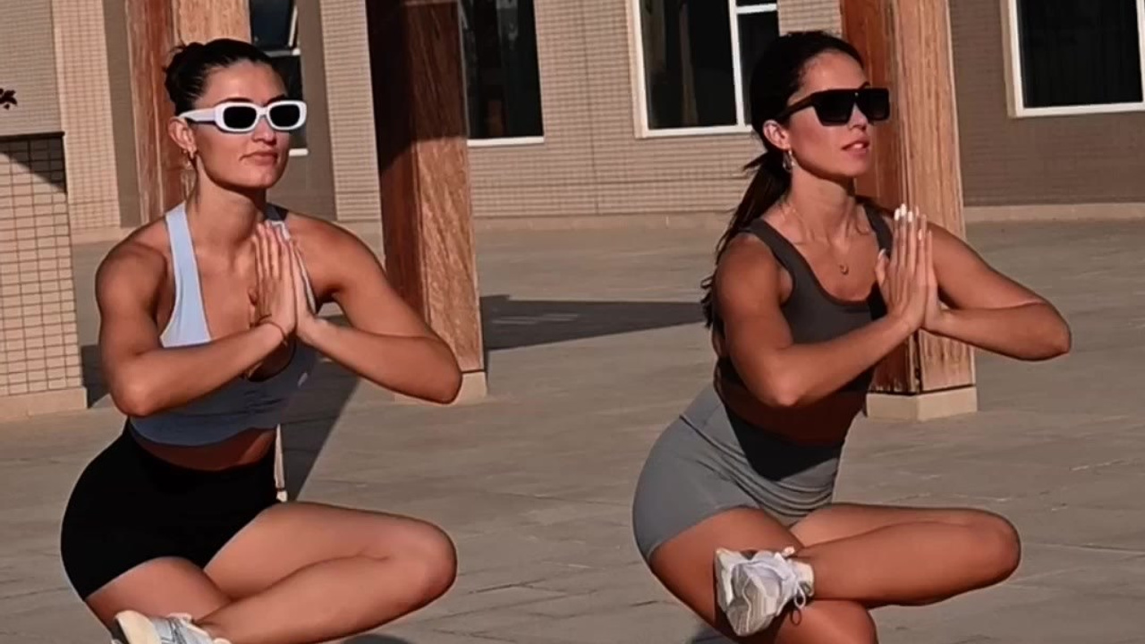 REELS VIDEOS. Photographer and Reels Videomaker in Dubai Rita Dobro