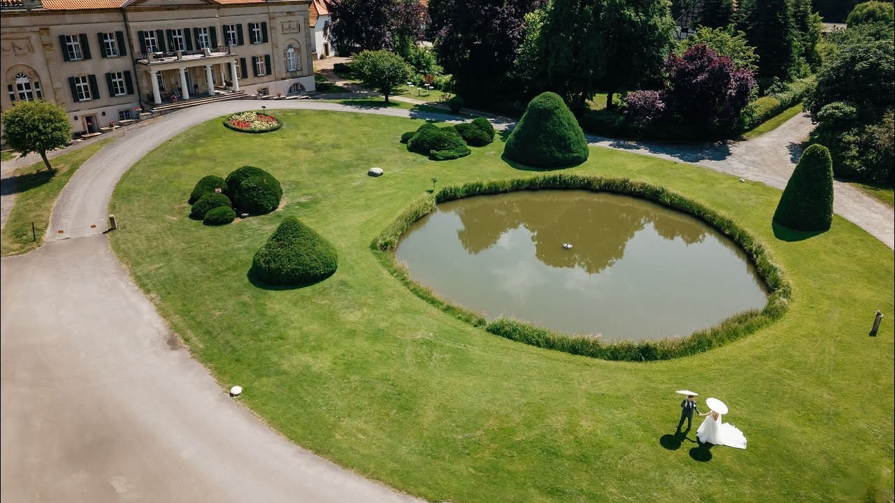 Civil Wedding at Schloss Harkotten in Sassenberg near Bielefeld. Wedding photographer & videographer in Germany and Frankfurt | Denis Mirosnik