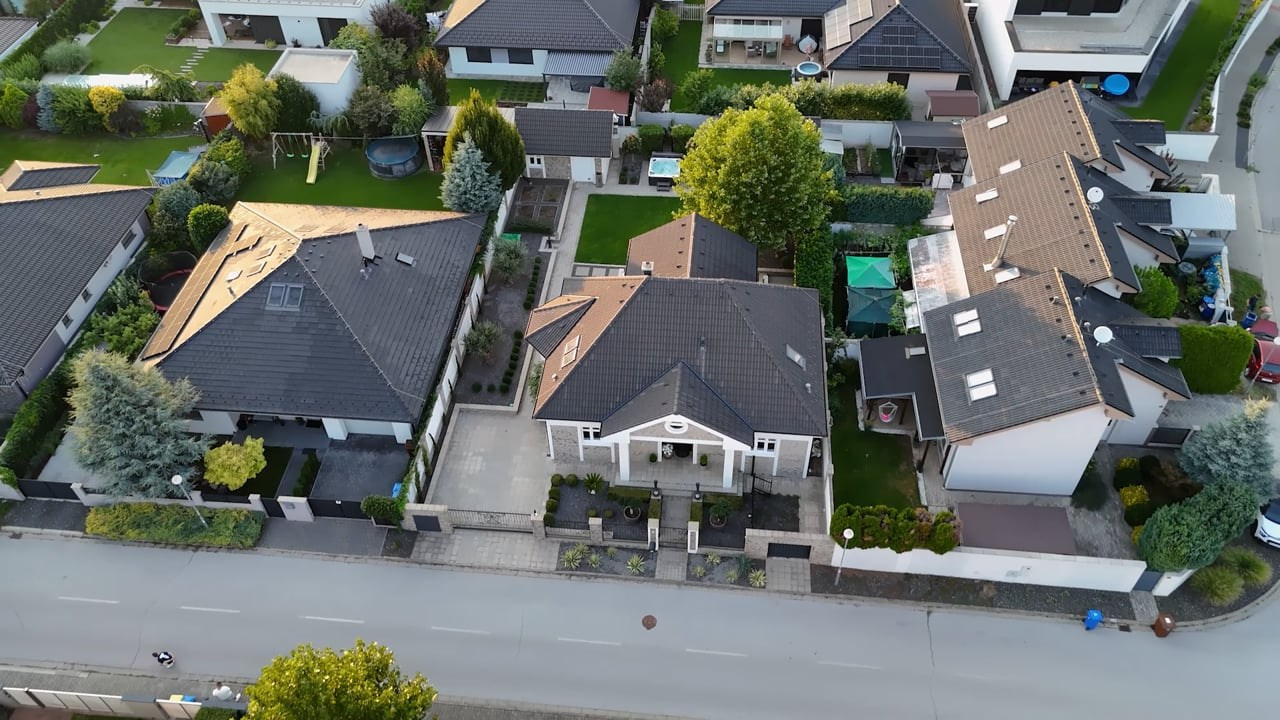 Jazdecká 18. Photographer and videographer in Norway and Slovakia Andrea Zemko