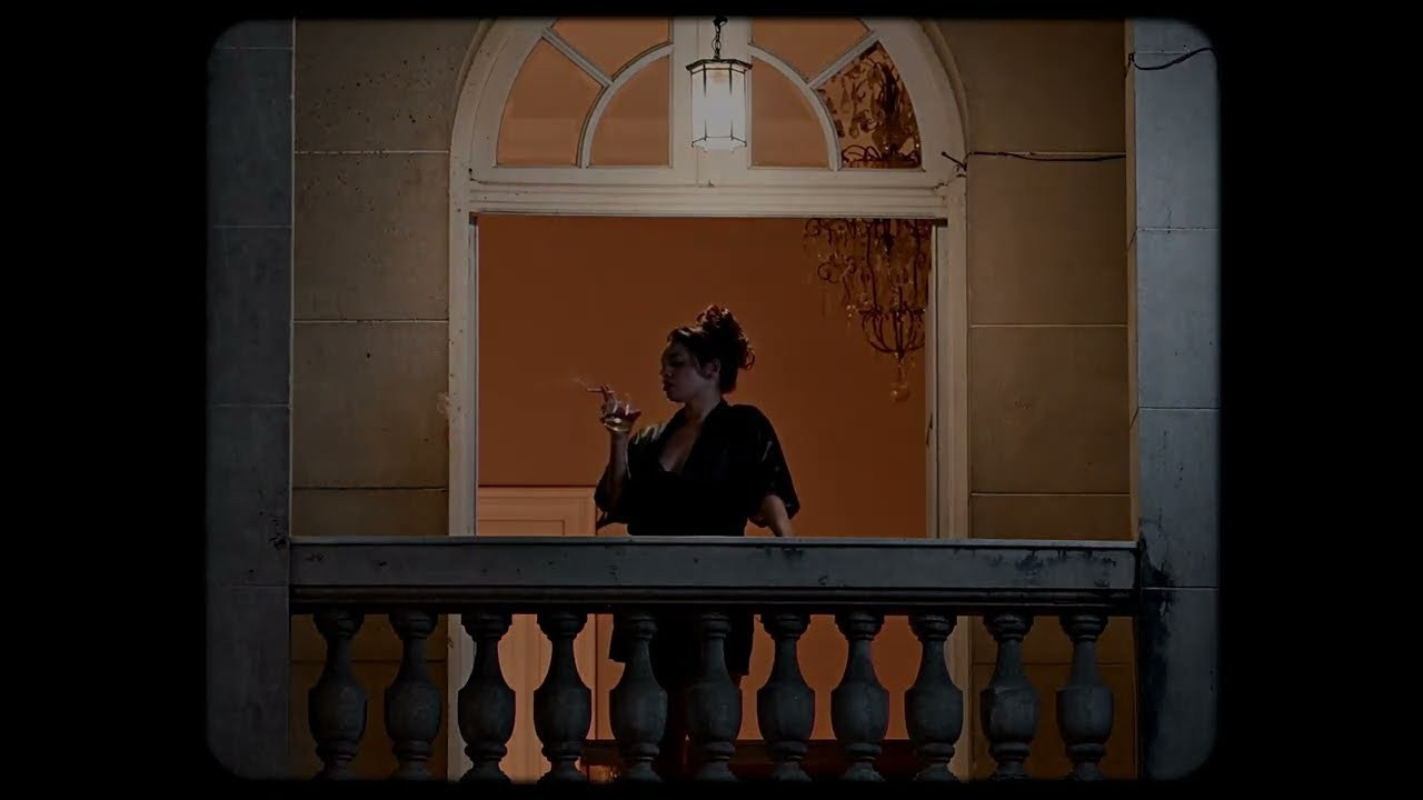Videoclip «Fifi Palacios, Treekoo - SEÑALES CONFUSAS». Cuarta Pared