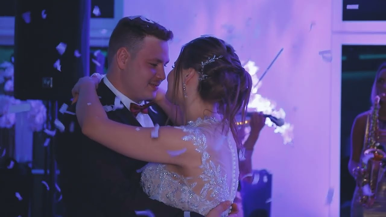 VIDEO. Photographer Sergej Nevelskij in Dortmund — Emotional wedding films and Fotos, real estate photography & custom photo books